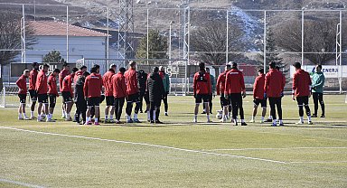 Ömer Erdoğan: Kaliteyi artırmak için acil transfere ihtiyacımız var