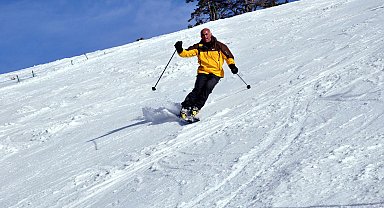 Otel yangınında 5 öğrencisini kaybetti