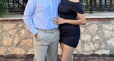 Otomobilin çarptığı nişanlı çift öldü