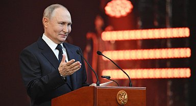 Putin, Brezilya Devlet Başkanı Silva ile telefonda görüştü