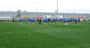 Rizesporlu Rachid Ghezzal: Performansımız 2'inci yarı için bizi umutlandırıyor