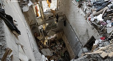 Rusya, Ukrayna'da apartmanı vurdu: 4 kişi hayatını kaybetti