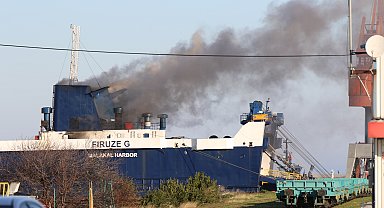 Samsun'da kuru yük gemisinde yangın