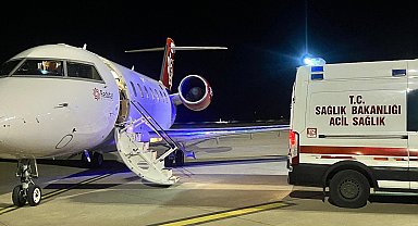 Şırnak'ta 2 bebek, ambulans uçak ile İstanbul'a sevk edildi