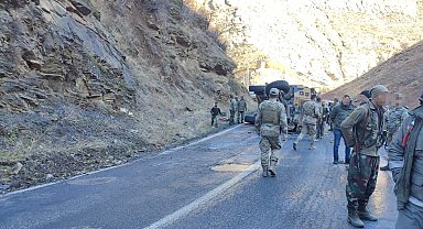 Şırnak'ta askeri araç devrildi; 2 asker hafif yaralı