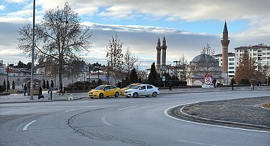 Sivas'ta 3.9 büyüklüğünde deprem