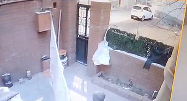 Sivas'ta çarşaf hırsızlığı kamerada