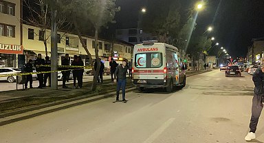Tartıştığı arkadaşını tabancayla vurdu; o anlar kamerada