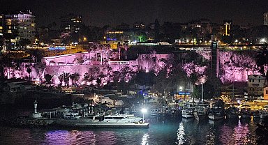 Tepkilere neden olan falez ışıklandırması, 4 yıl sonra sessizce hayata geçirildi