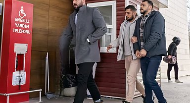 Üzerinde bonzai ile yakalanan uyuşturucu satıcısı tutuklandı