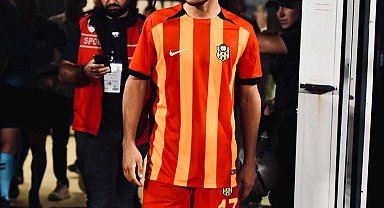 Yeni Malatyaspor'da Mehmet Güneş, takıma veda etti