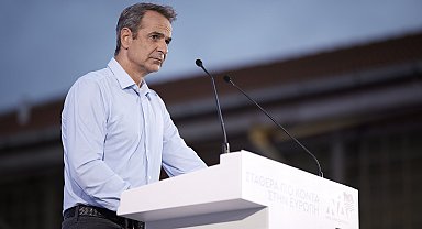 Yunanistan Başbakanı Miçotakis, Parlamento Başkanı Tasulas'ı cumhurbaşkanı adayı gösterdi