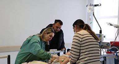 3 yaşındaki depremzede Asiye, tedavisinin sürdüğü Eskişehir'de ameliyat oldu