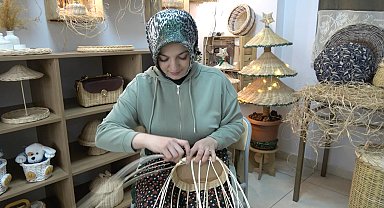 500 kişiye sepet örmeyi öğretti