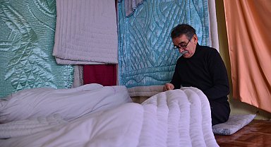 63 yıllık 'yorgancı', zamana direniyor