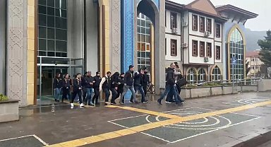 81 ilde 16 bin kişiyi dolandıran şebeke çökertildi