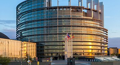 AB, Ukrayna'ya 3,5 milyar avro yardım gönderecek