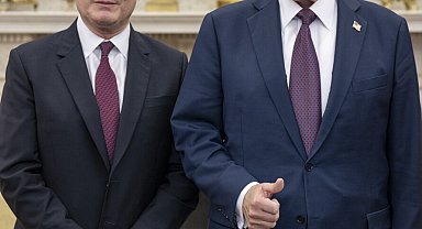 ABD Başkanı Trump, İngiltere Başbakanı Starmer ile bir araya geldi