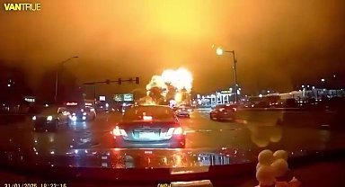 ABD'de ikinci uçak kazası; Philadelphia'da jet, yerleşim yerine düştü