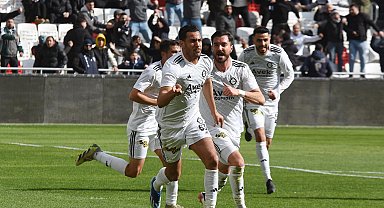 Altay'dan kritik zafer