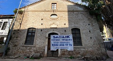 Anıtsal yapı olarak tescil edilen tarihi hamam satılıyor