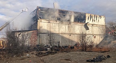 Ankara'da ahşap atölyesinde çıkan yangın söndürüldü