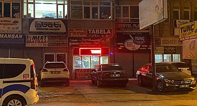 Ankara'da komşu esnaflar arasındaki kavgada 3 kişiyi bıçakladı