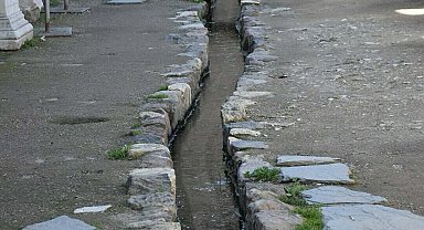 Antik kentin 2 bin yıllık su kanalları ilk günkü gibi çalışıyor