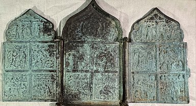 Aydın'da 200 bin dolar değerinde tarihi eserlerle yakalanan 2 kişiye gözaltı