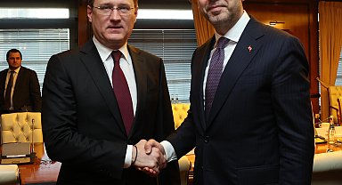 Bakan Bayraktar, Rusya Başbakan Yardımcısı Novak ile bir araya geldi