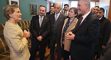 Bakan Bolat'ın Finlandiya'daki temasları devam ediyor