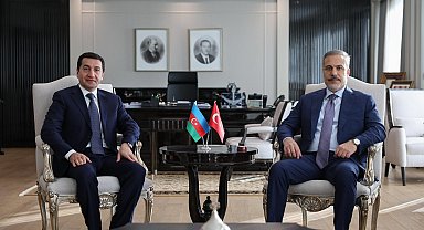 Bakan Fidan, Azerbaycan Cumhurbaşkanı Yardımcısı Hacıyev ile bir araya geldi