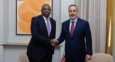 Bakan Fidan, Birleşik Krallık Dışişleri Bakanı Lammy ile bir araya geldi