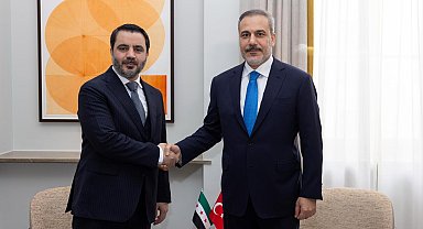 Bakan Fidan, Suriye Dışişleri Bakanı Şeybani ile bir araya geldi