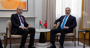 Bakan Fidan, Ürdün Dışişleri Bakanı Safedi ile görüştü