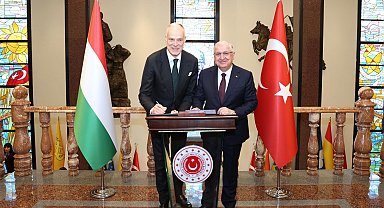 Bakan Güler, Macar mevkidaşı Bobrovniczky ile görüştü