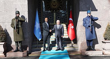Bakan Güler, Somalili mevkidaşıyla görüştü