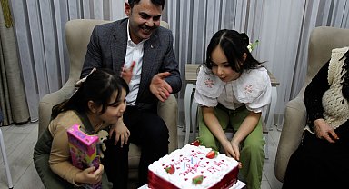 Bakan Kurum: Deprem bölgesinden asla ayrılmayacağız