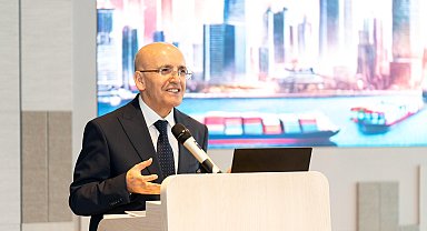 Bakan Şimşek, 2025 Dünya Hükümetler Zirvesi'ne katıldı