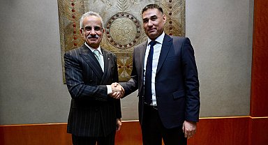 Bakan Uraloğlu, Kırgızistan Ulaştırma ve Haberleşme Bakanı Absattar ile bir araya geldi