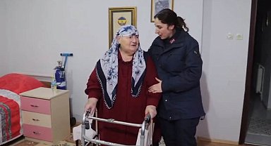 Bakan Yerlikaya'dan, jandarma personeline bere ören Yalovalı kadınlara teşekkür