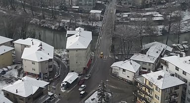 Bartın'da kar yağışı nedeniyle 12 köy yolu ulaşıma kapandı