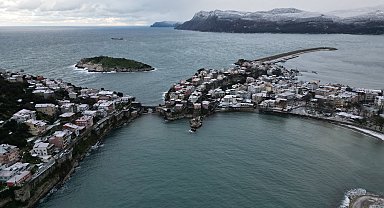 Beyaza bürünen Amasra havadan görüntülendi