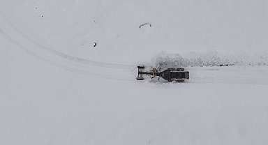 Bingöl'de 99 köy yolu kardan ulaşıma kapandı