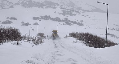 Bingöl'de eğitime 'kar' engeli