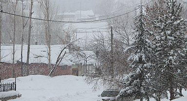 Bingöl'de eğitime 'kar' engeli