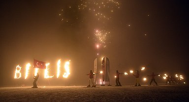 Bitlis'te 'Meşaleli Kayak ve Müzik Festivali' başladı