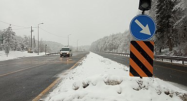 Bolu Dağı'nda hafif kar yağışı