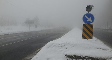 Bolu Dağı'nda sis etkili oldu