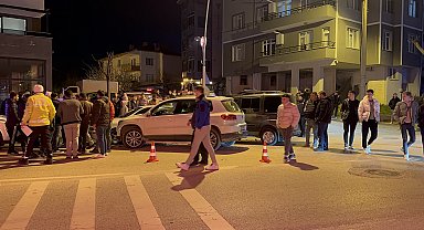 Bursa'da ehliyetsiz iki sürücünün karıştığı kazada 3 kişi yaralandı